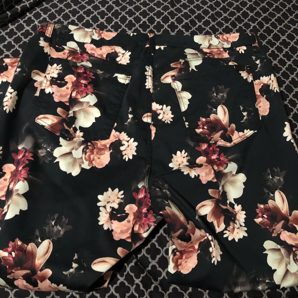 Jen7 Womens 7 All Mankind Printed Ankle Skinny Jeans Floral Black Pink Sz 20. - Picture 2 of 7